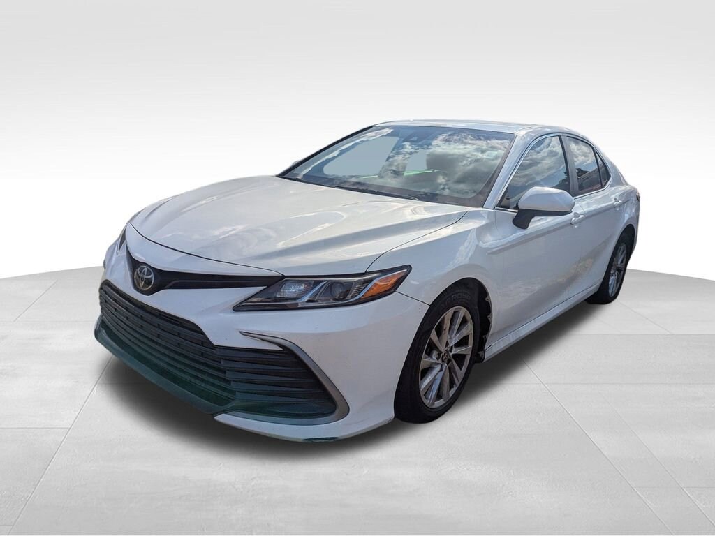 Used 2022 Toyota Camry LE