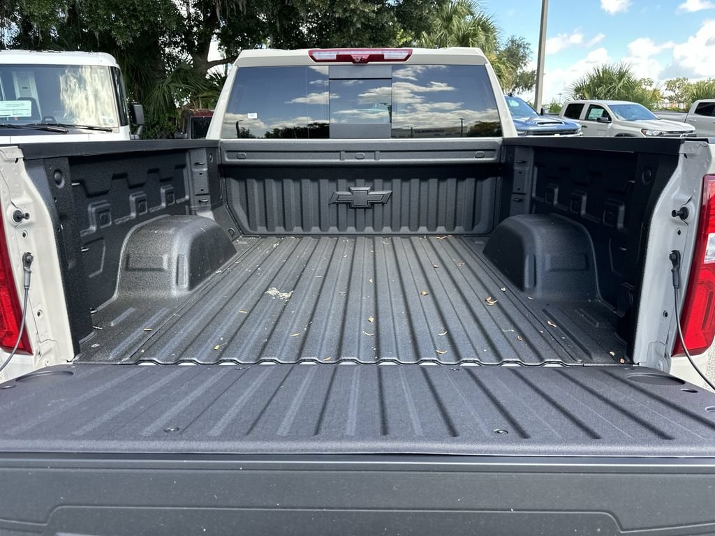 2026 Chevrolet Silverado 1500 High Country - Photo 8