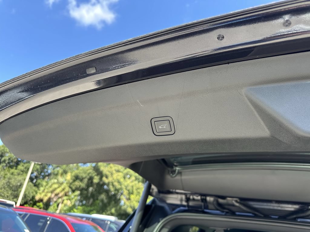 2026 Chevrolet Tahoe LT - Photo 9