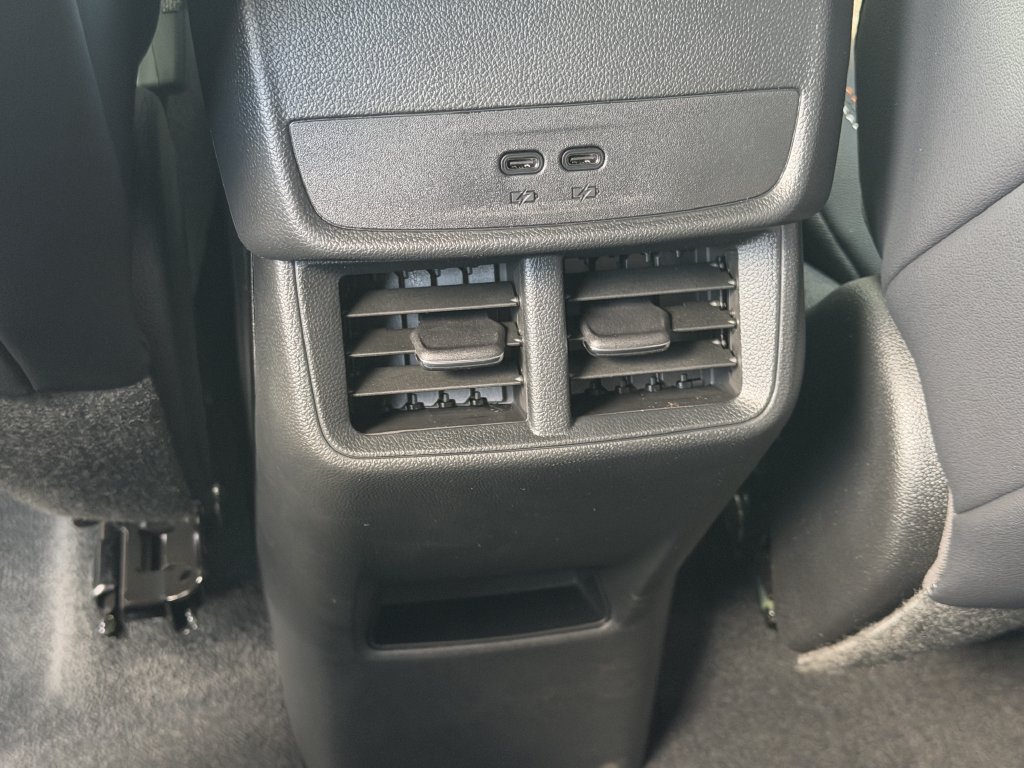 2027 Chevrolet Equinox ACTIV - Photo 15