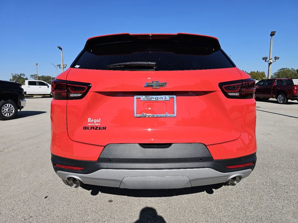 2025 Chevrolet Blazer 2LT photo 4