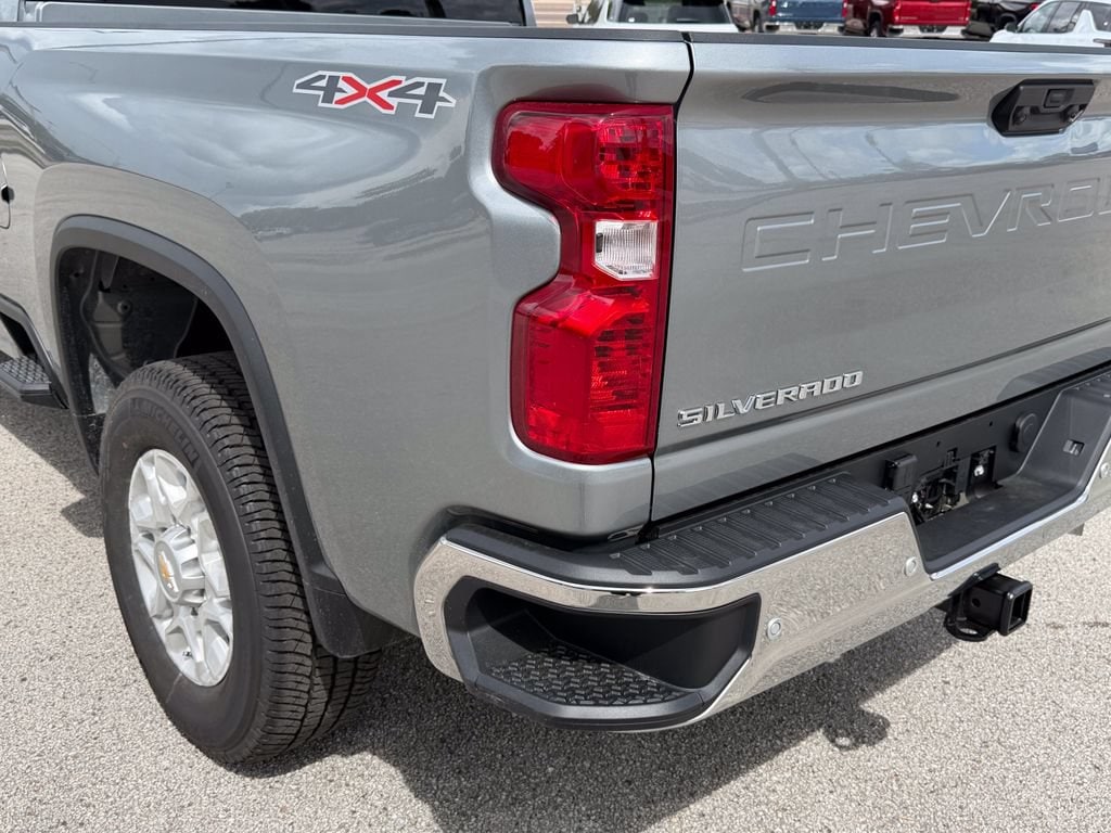 2026 Chevrolet Silverado 2500 HD LT - Photo 8