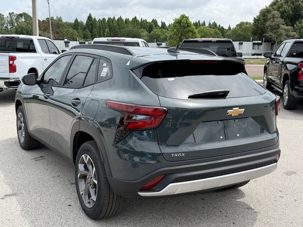 2026 Chevrolet Trax LT - Photo 7