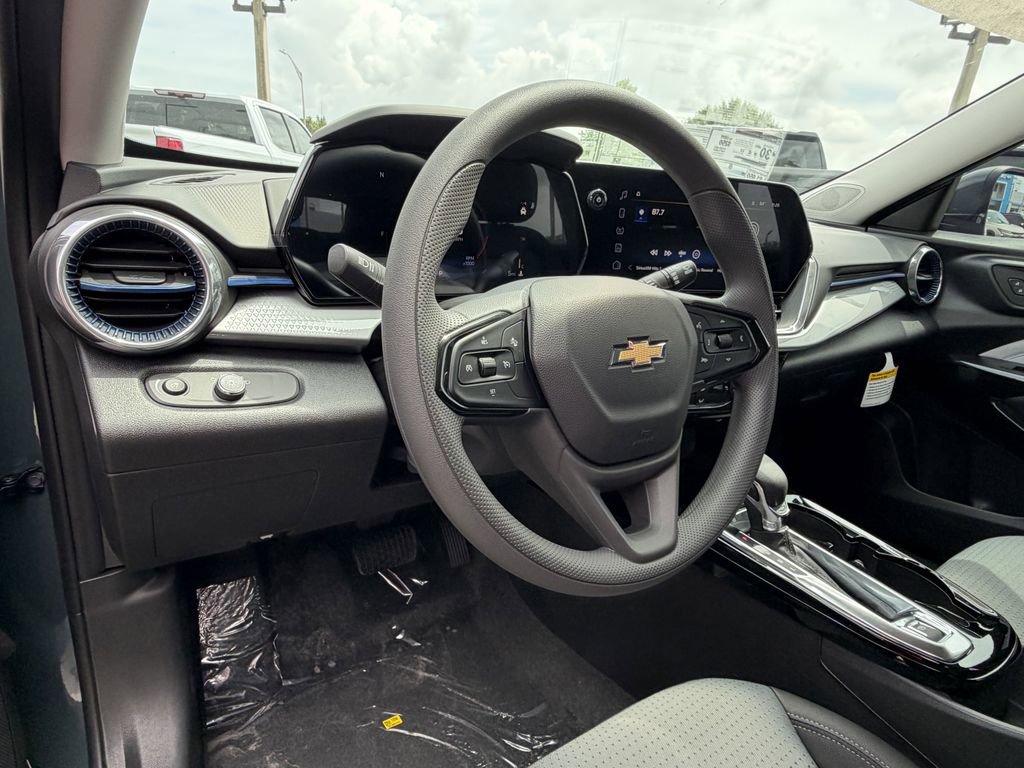 2026 Chevrolet Trax LT - Photo 18