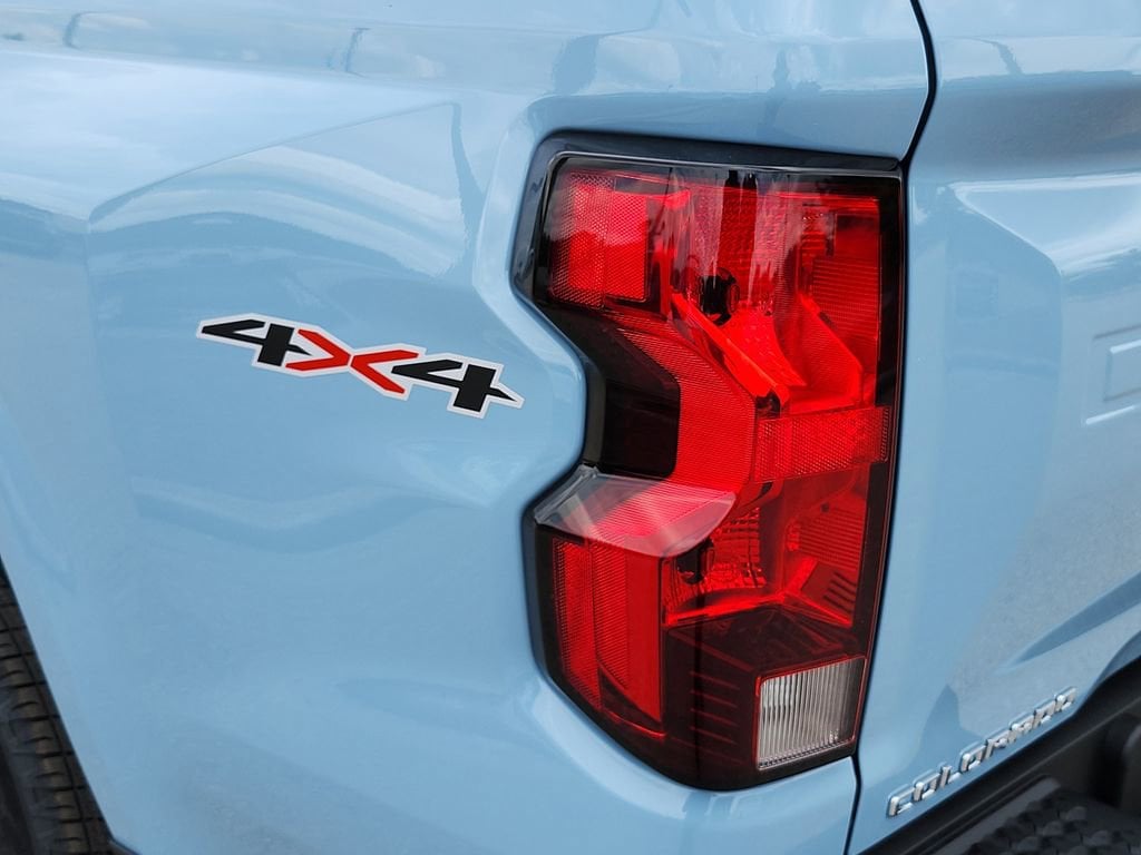 2026 Chevrolet Colorado LT - Photo 8