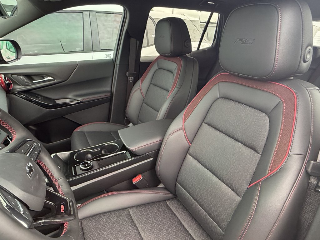 2027 Chevrolet Equinox RS - Photo 19