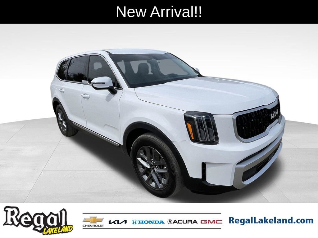 Used 2024 Kia Telluride LX