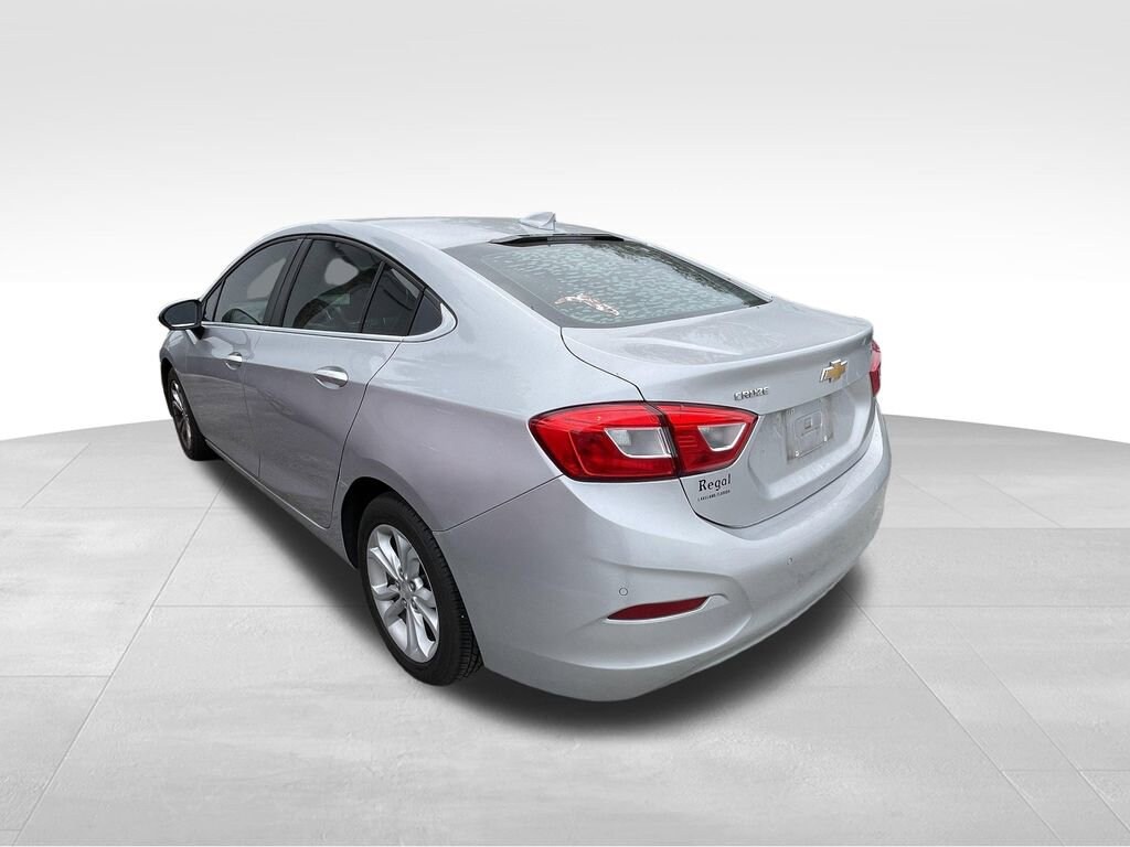 Used 2019 Chevrolet Cruze LT Car