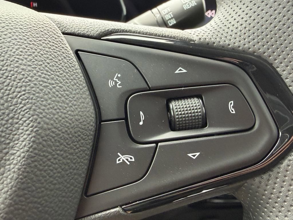 2026 Chevrolet Trax LT - Photo 29