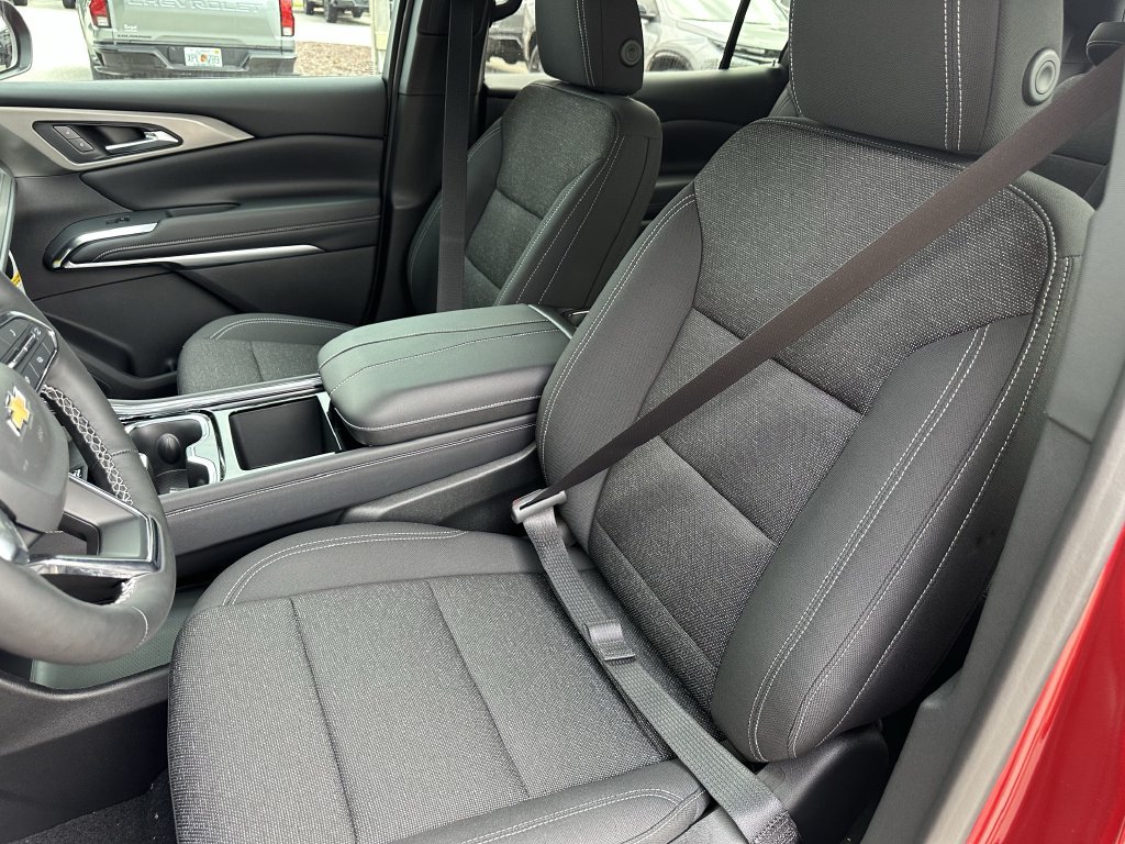 2027 Chevrolet Traverse LT - Photo 19