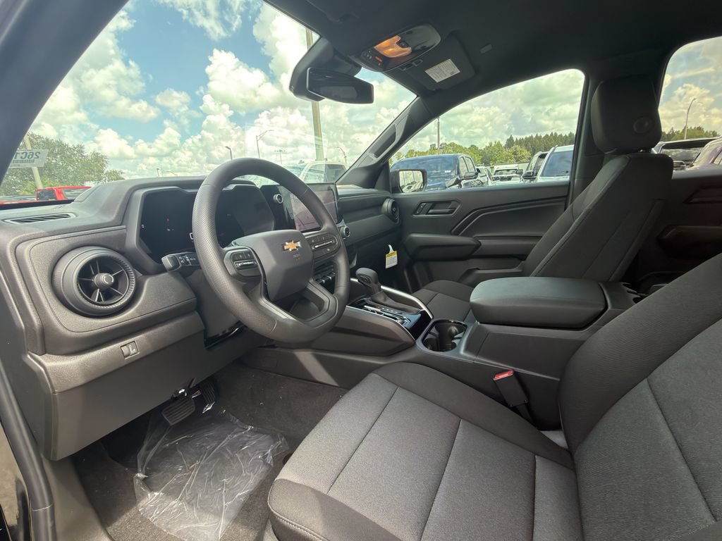 2026 Chevrolet Colorado Work Truck - Photo 18