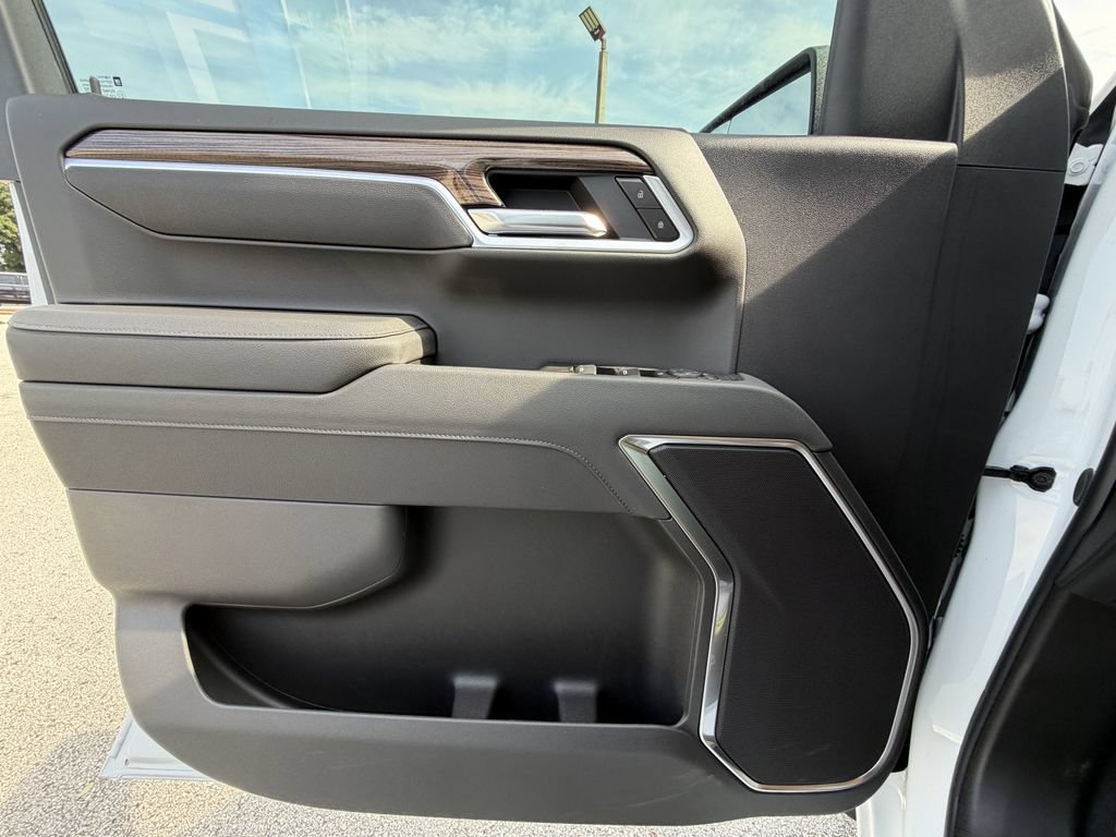 2026 Chevrolet Silverado 1500 LT - Photo 18