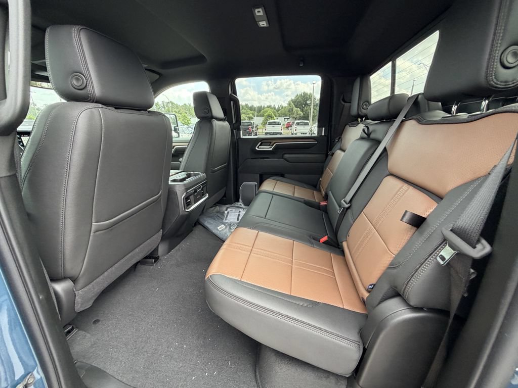 2026 Chevrolet Silverado 2500 HD High Country - Photo 12