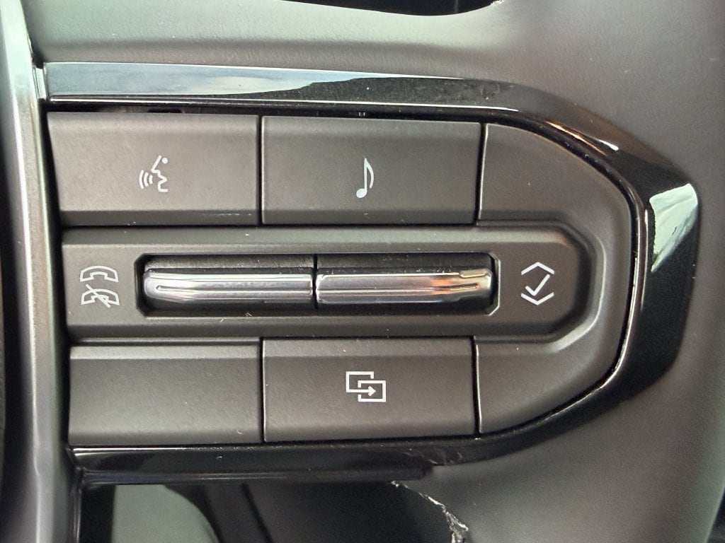 2026 Chevrolet Colorado LT - Photo 29