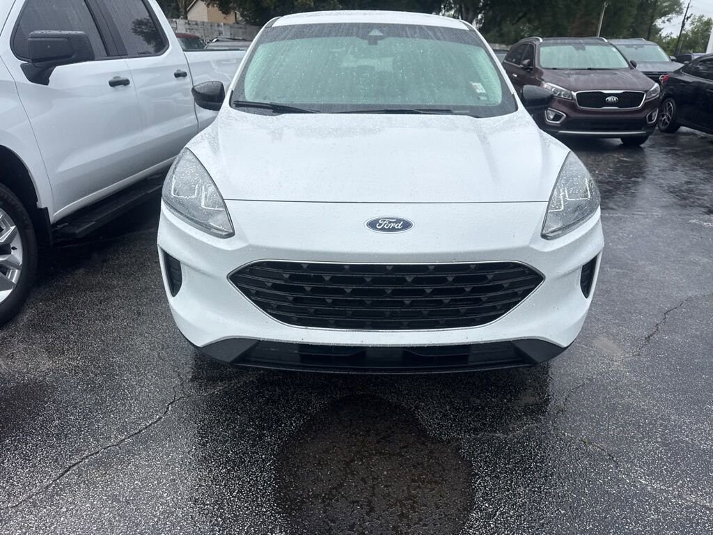 Used 2022 Ford Escape SE