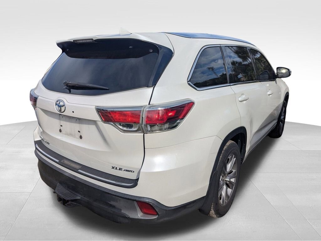 Used 2015 Toyota Highlander XLE