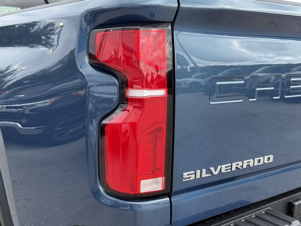 2026 Chevrolet Silverado 2500 HD High Country - Photo 11