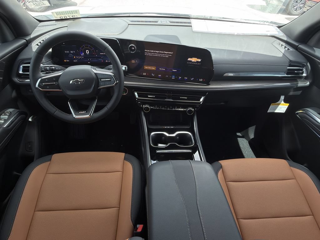 2027 Chevrolet Traverse Z71 - Photo 13