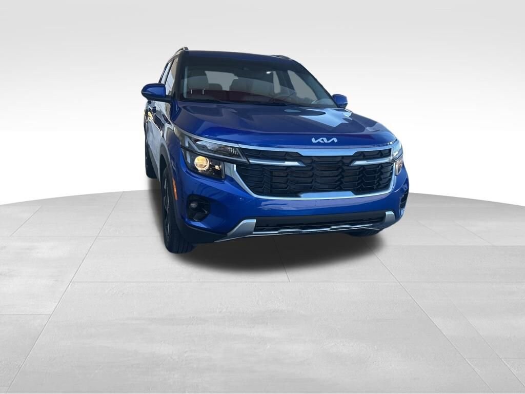 Used 2025 Kia Seltos S