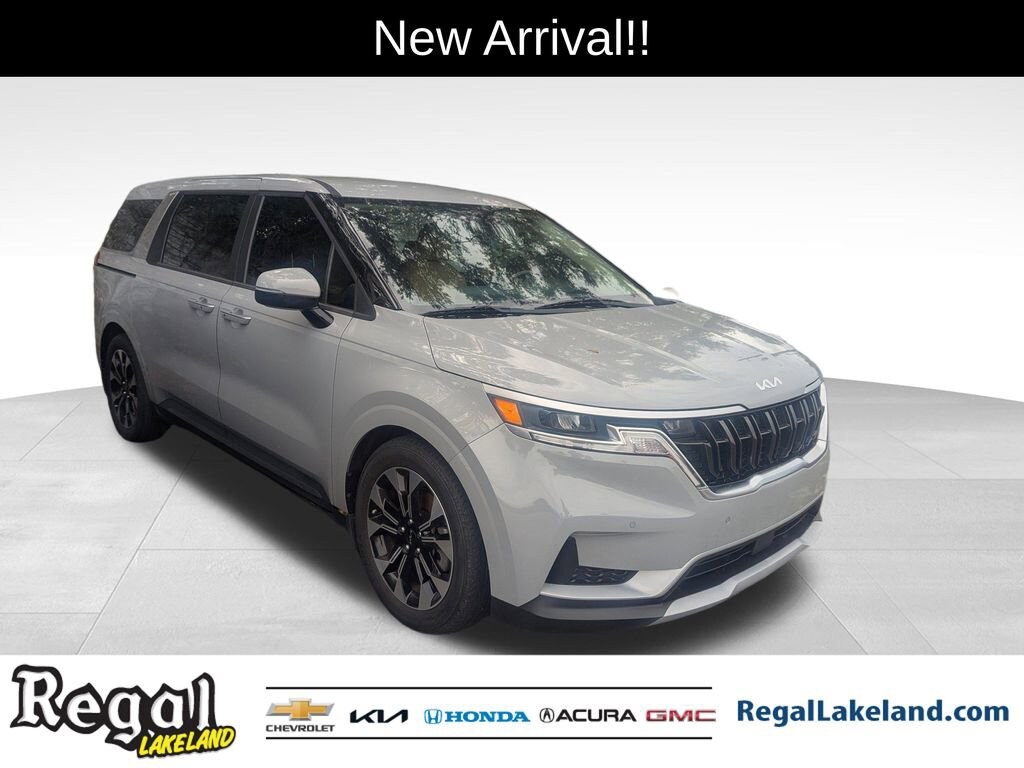 Used 2022 Kia Carnival EX