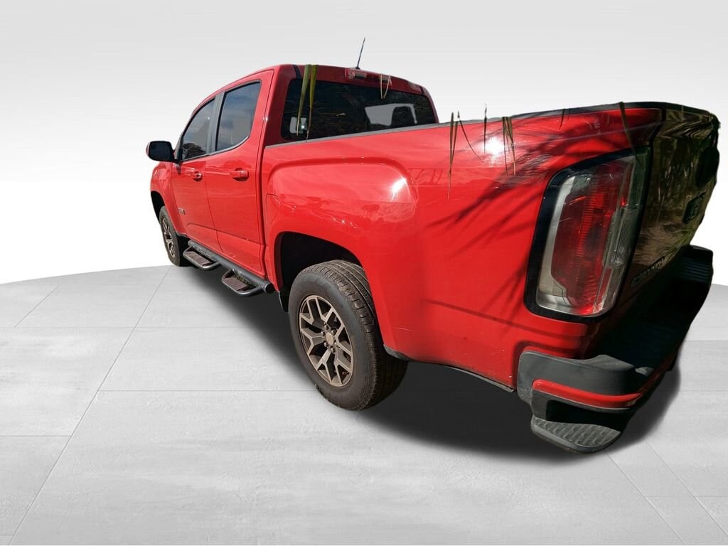 Used 2015 GMC Canyon 4WD SLE Truck