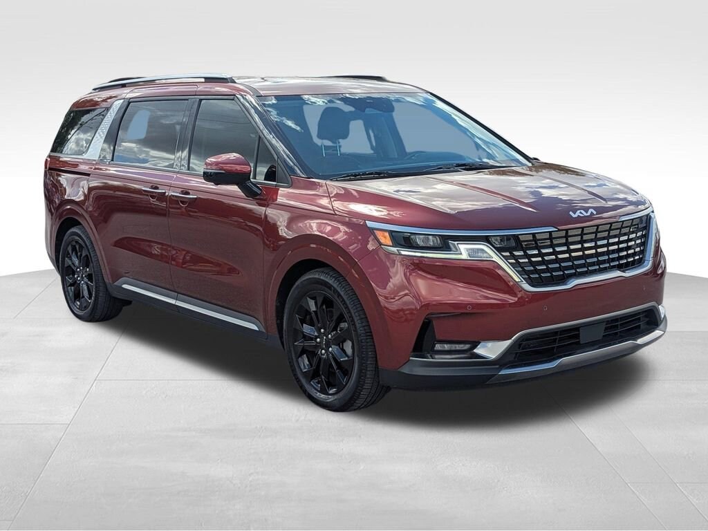 Used 2024 Kia Carnival SX