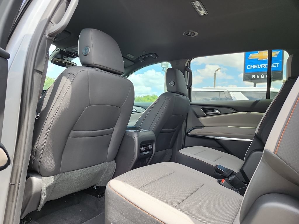 2026 Chevrolet Traverse LT - Photo 18