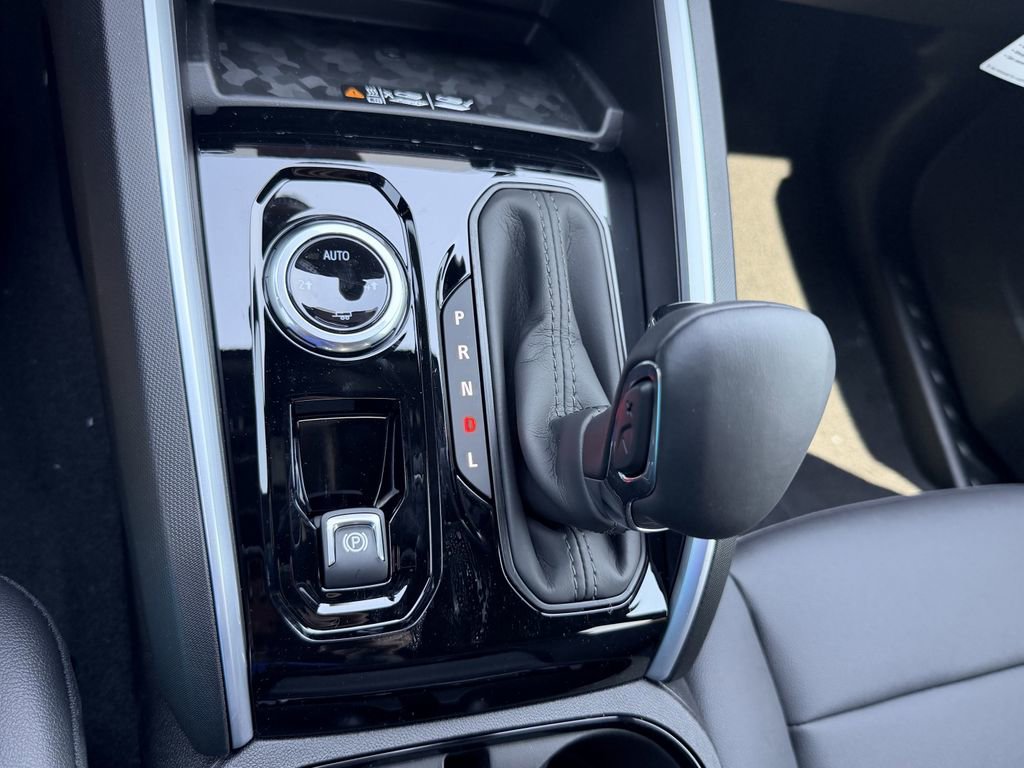 2026 Chevrolet Colorado LT - Photo 26