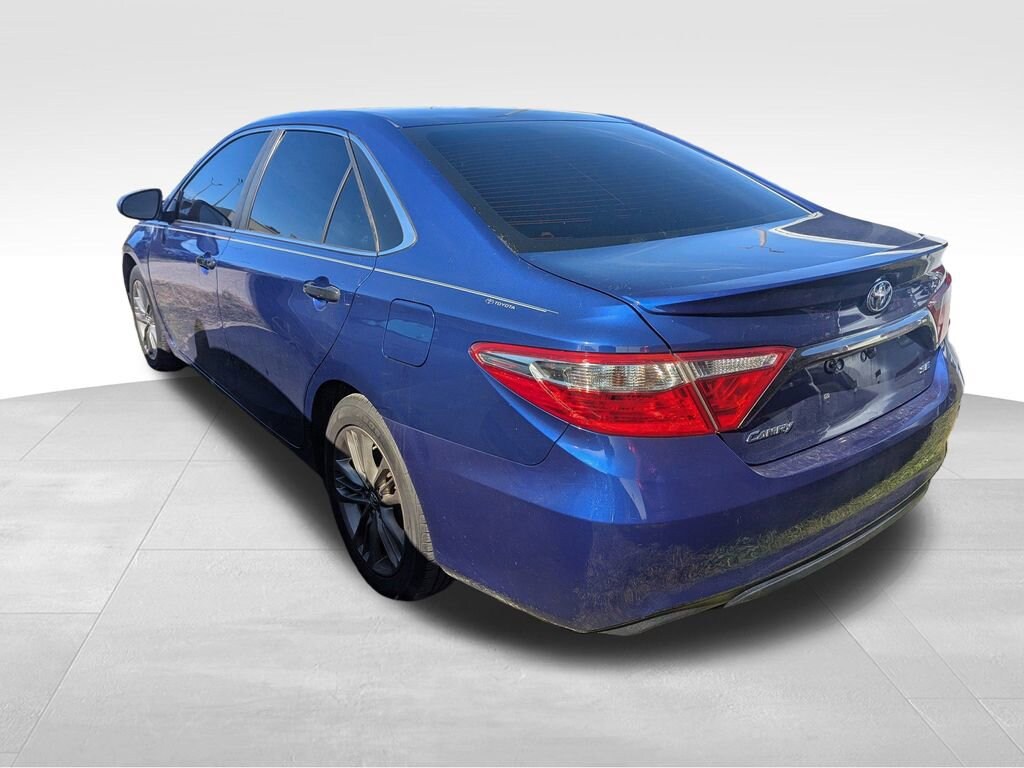 Used 2016 Toyota Camry XLE