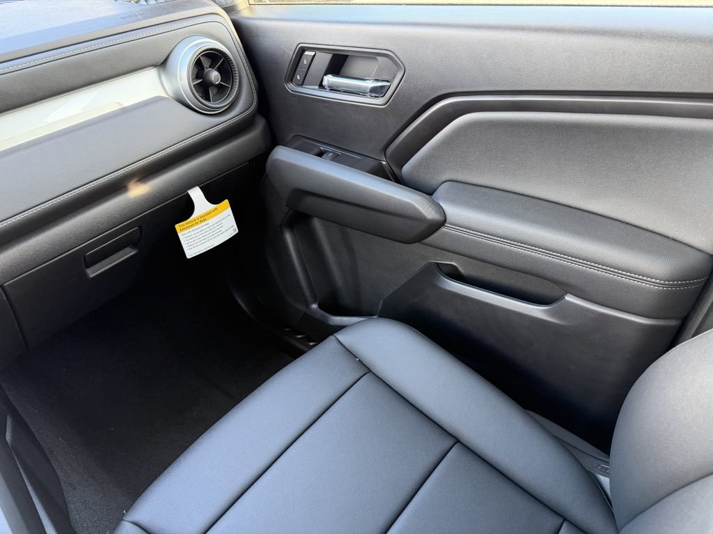 2026 Chevrolet Colorado LT - Photo 14