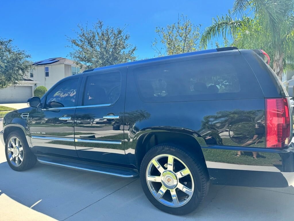 Used 2014 CADILLAC Escalade ESV Luxury SUV