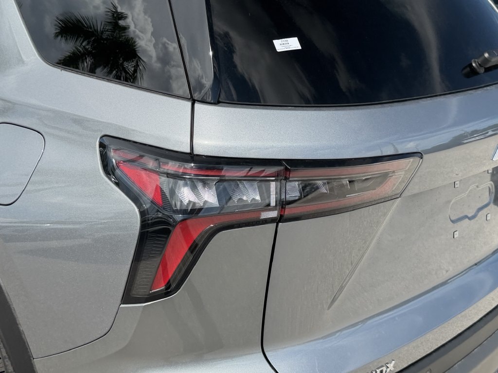 2027 Chevrolet Equinox ACTIV - Photo 10