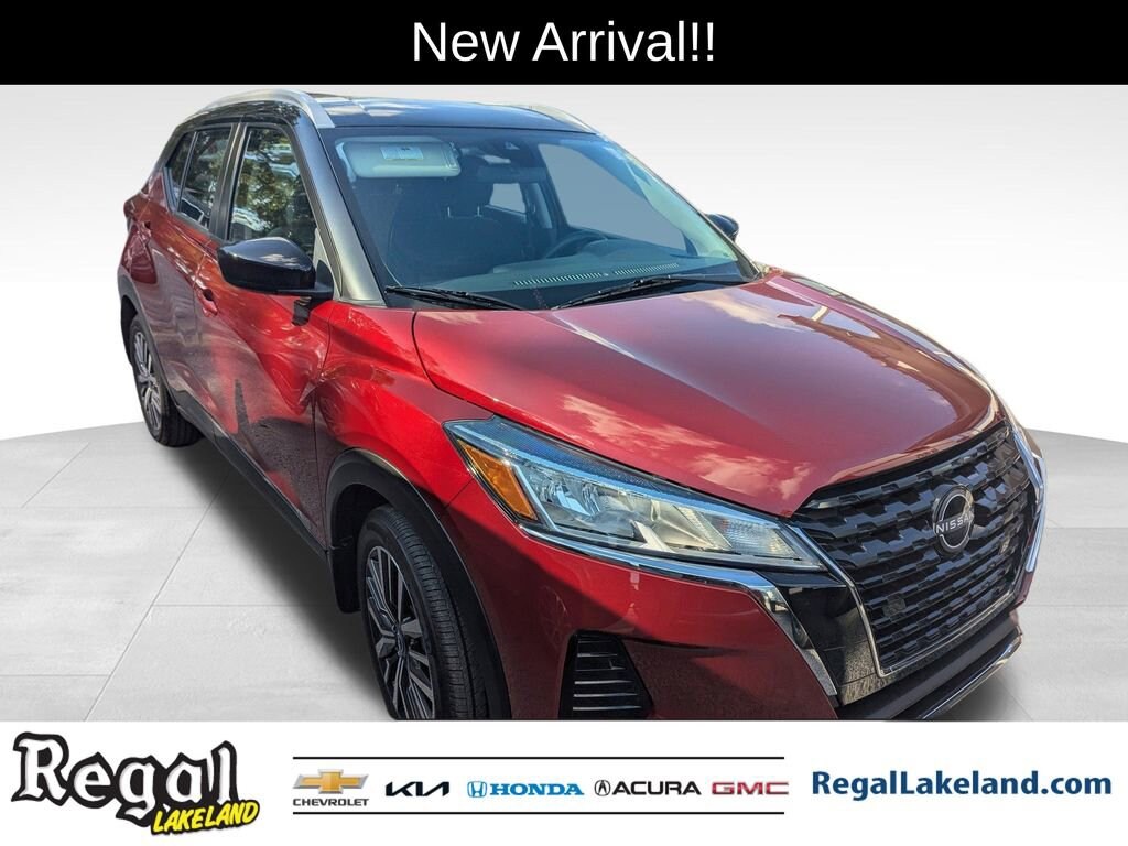 Used 2024 Nissan Kicks SV