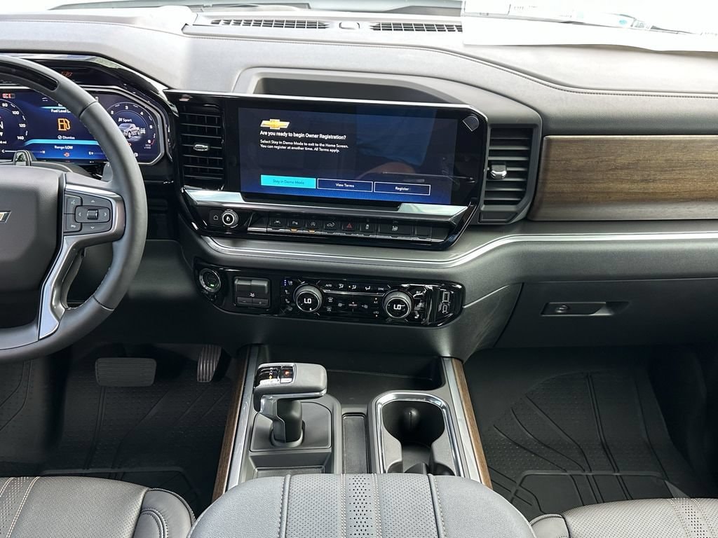 2026 Chevrolet Silverado 1500 High Country - Photo 12