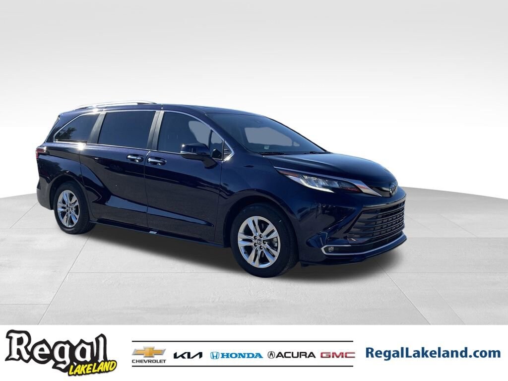 Used 2023 Toyota Sienna Limited
