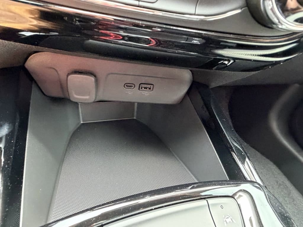 2026 Chevrolet Trax LT - Photo 25