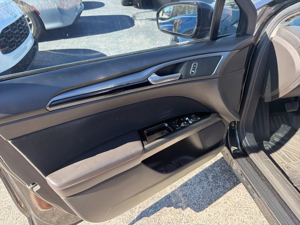 Used 2014 Ford Fusion SE