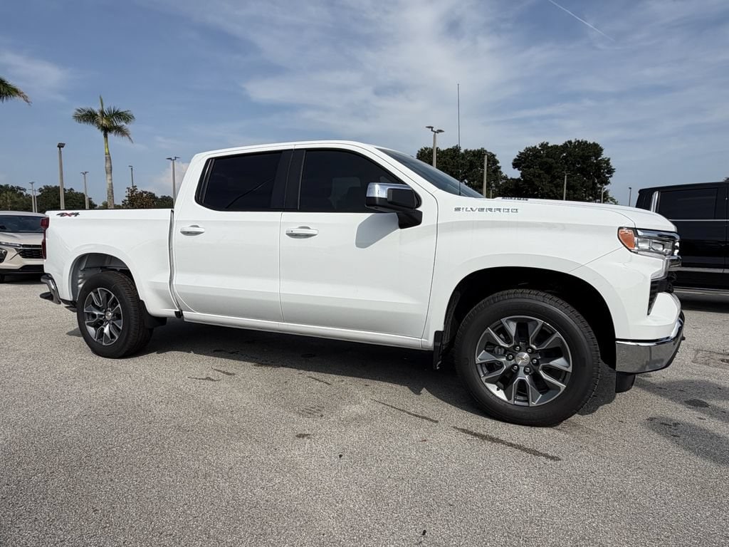 2026 Chevrolet Silverado 1500 LT - Photo 2