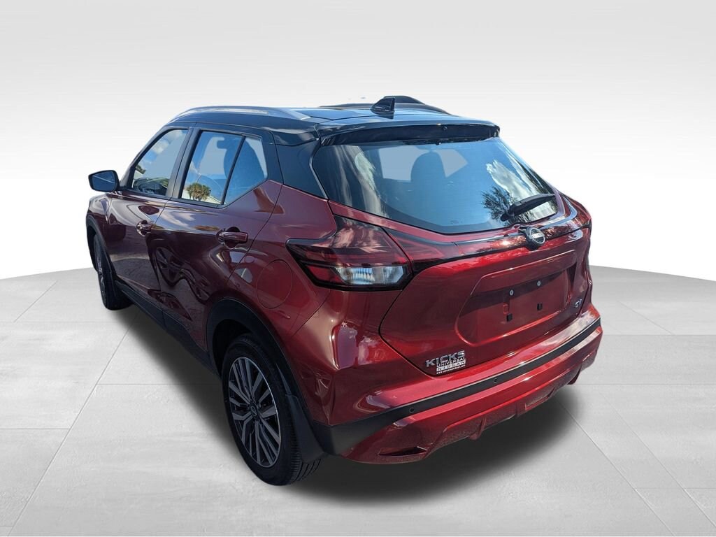 Used 2024 Nissan Kicks SV