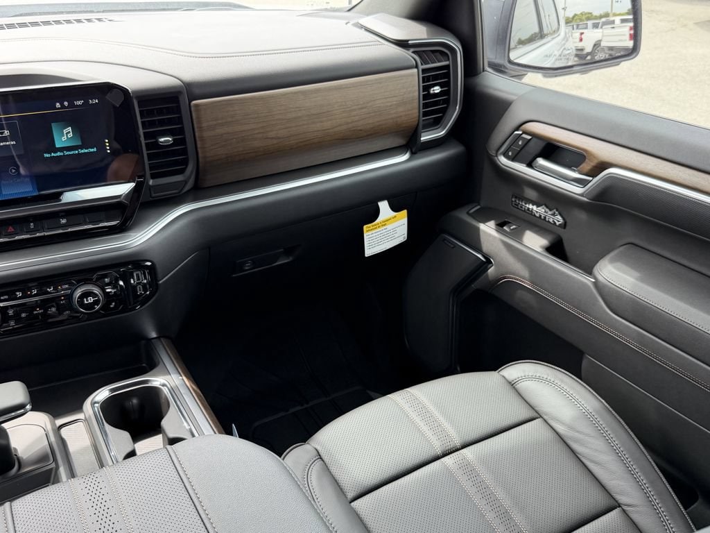 2026 Chevrolet Silverado 1500 High Country - Photo 16