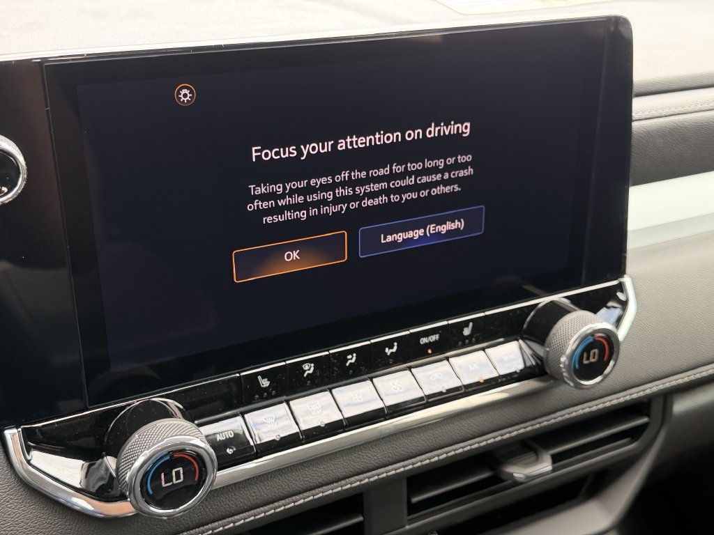 2026 Chevrolet Colorado LT - Photo 25
