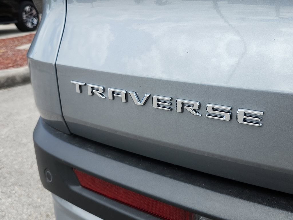 2026 Chevrolet Traverse LT - Photo 9