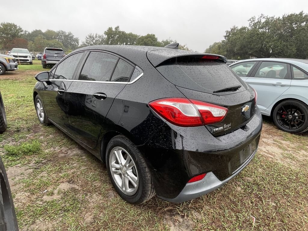 Used 2017 Chevrolet Cruze LT Car