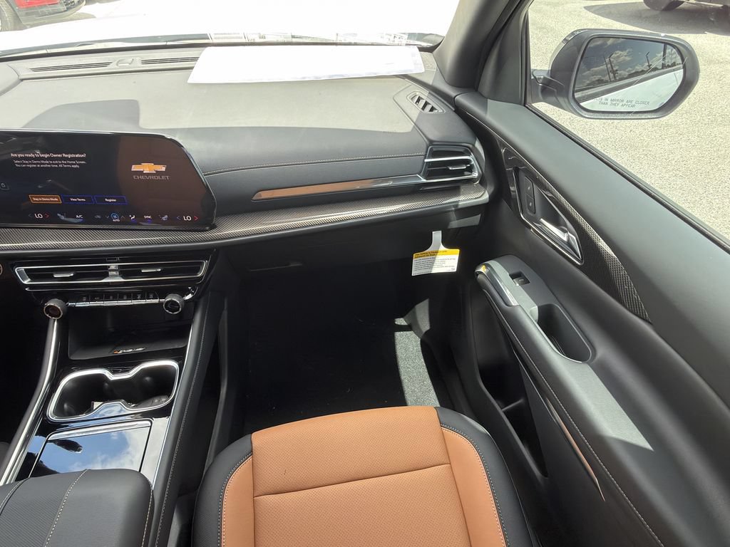 2027 Chevrolet Traverse Z71 - Photo 16