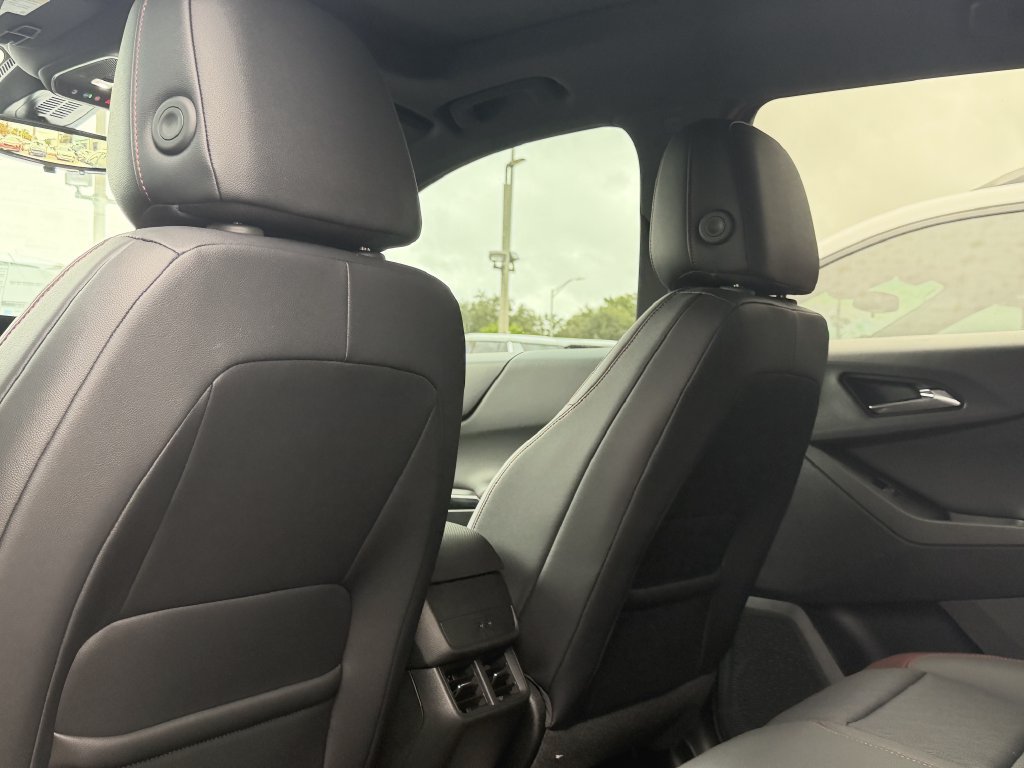 2027 Chevrolet Equinox RS - Photo 15