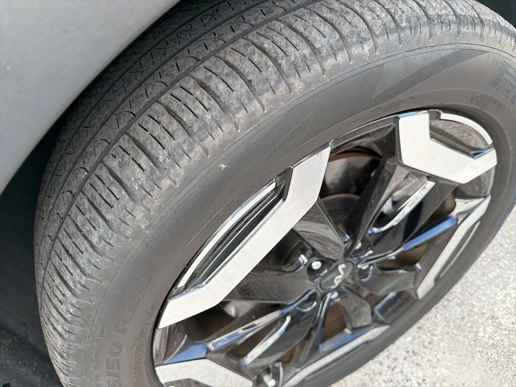 Used 2023 Kia Telluride S