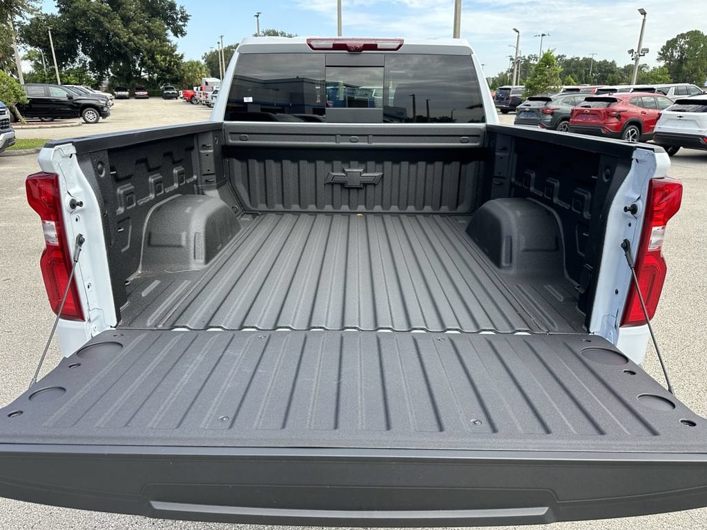 2026 Chevrolet Silverado 1500 High Country - Photo 8