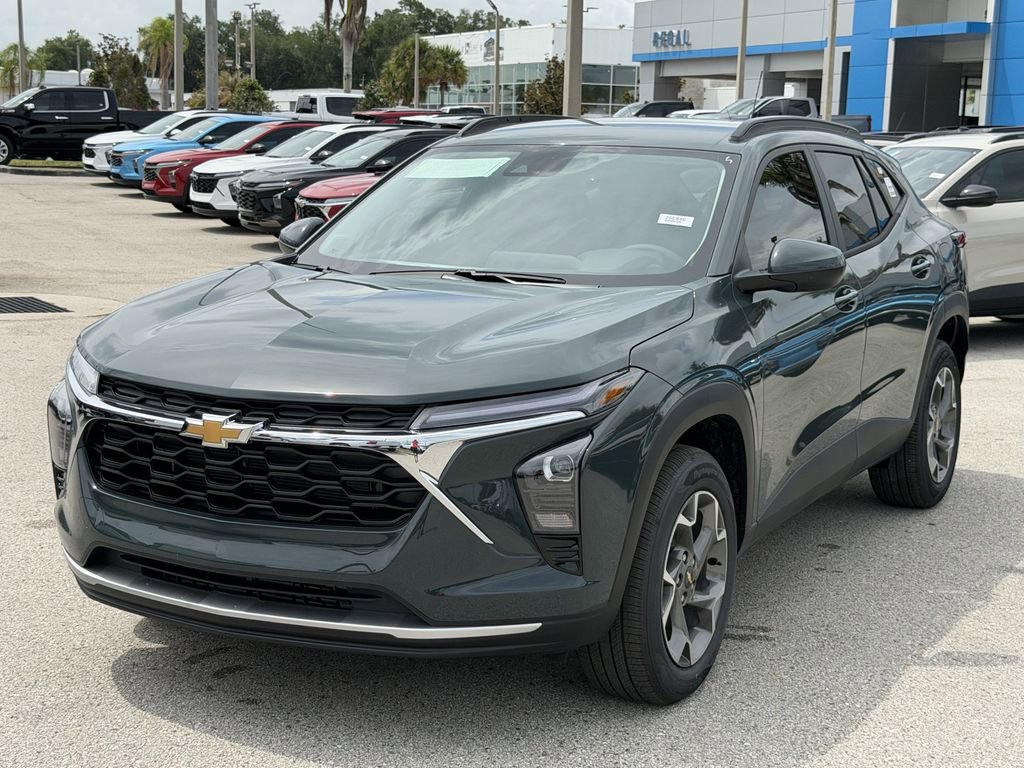 2026 Chevrolet Trax LT - Photo 10