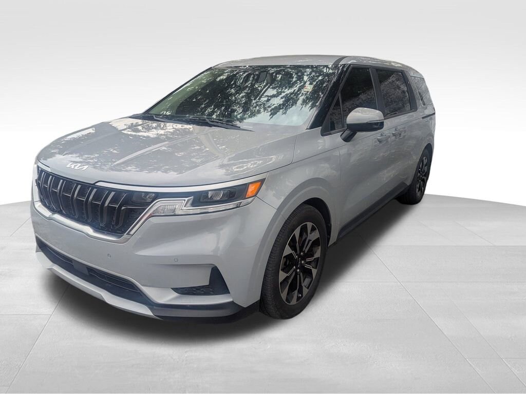 Used 2022 Kia Carnival EX