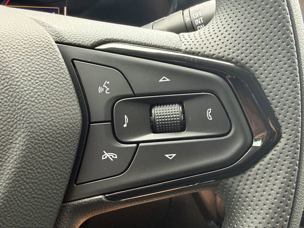 2026 Chevrolet Trax LT - Photo 30